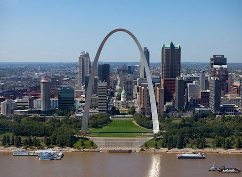 Which Is The Best Area To Stay In St Louis?