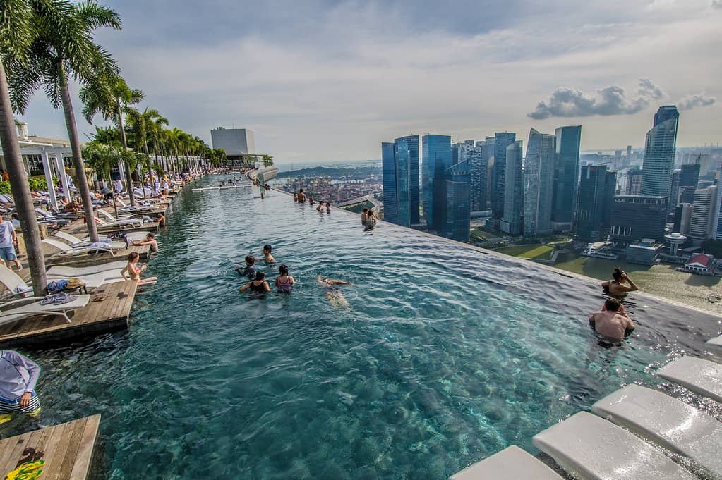 https://cdn.bestlocationhotels.com/wp-content/uploads/2020/04/MARINA-BAY-SANDS-.jpg